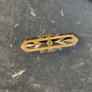 Vintage 14K Victorian gold bar pin